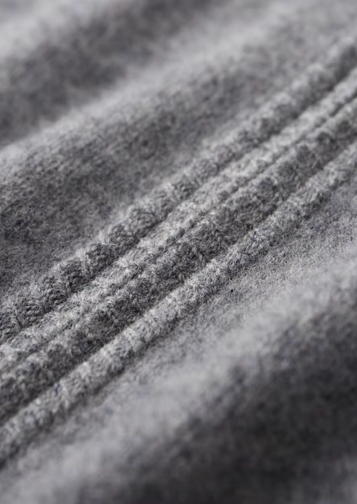 PURE EXTRA-FINE MERINO WOOL TIVRO SET