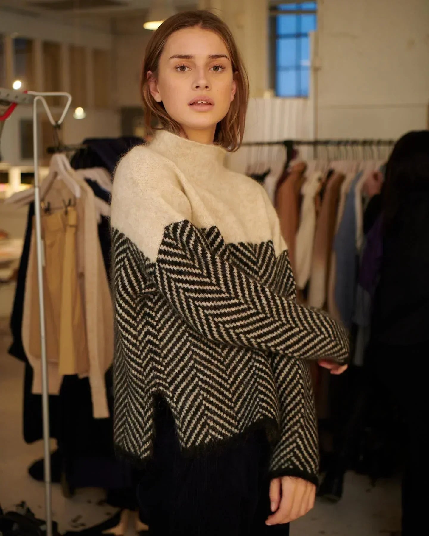 Gia™ - Luxury Cashmere Roll Neck Jumper