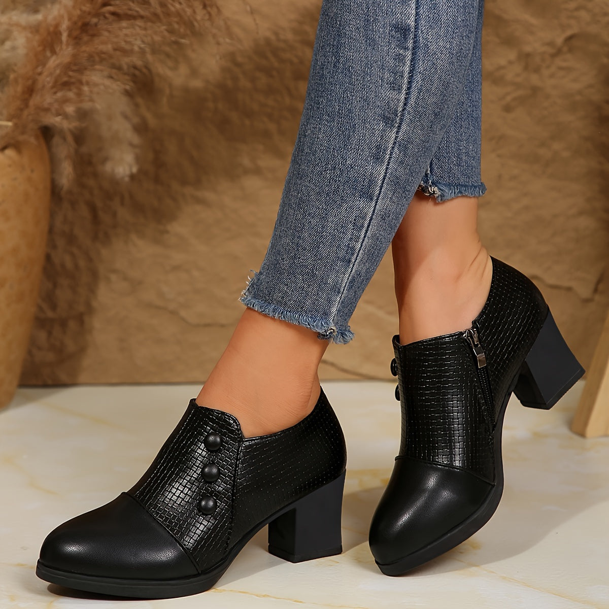 Francine™ – Stable heel and enduring comfort
