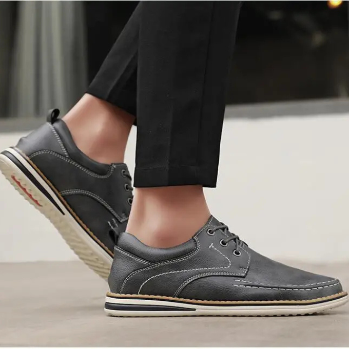H&L Monroe Leather Moc Oxfords