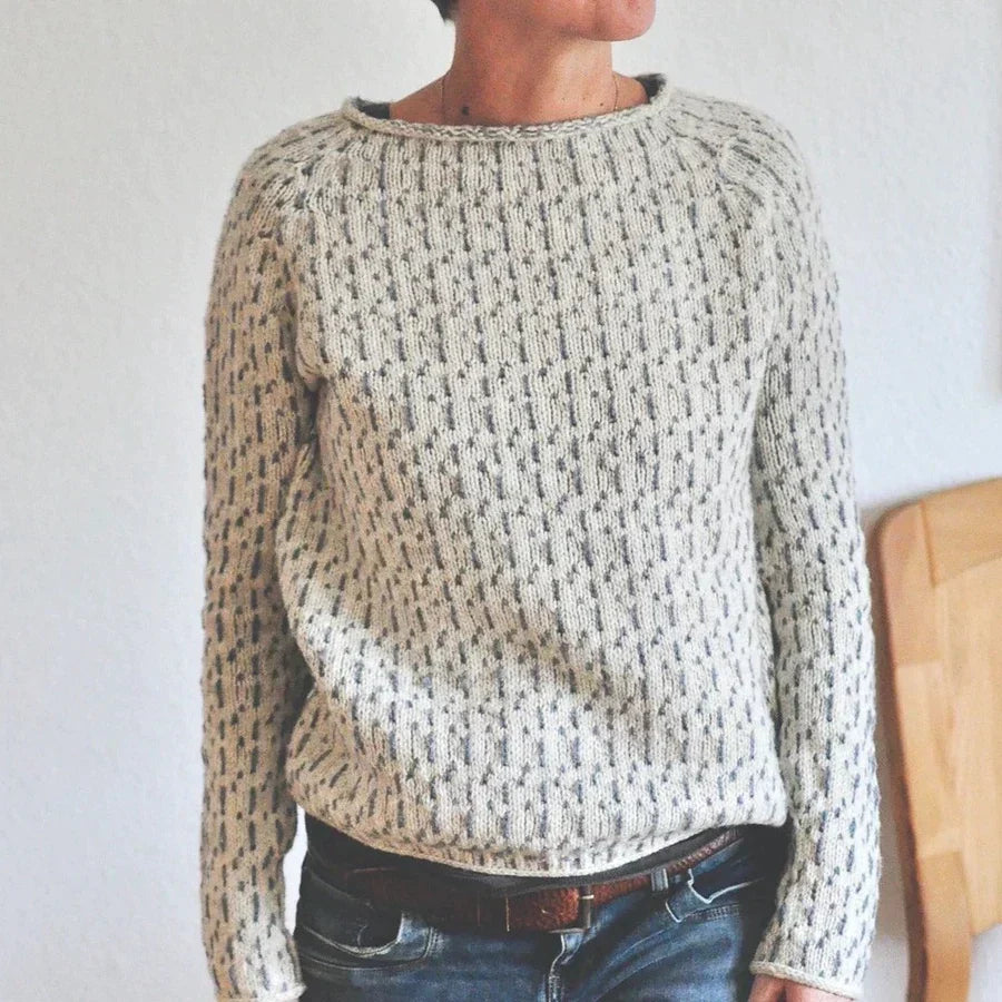 Victoria | Elegant Grey Sweater with Boat Neck