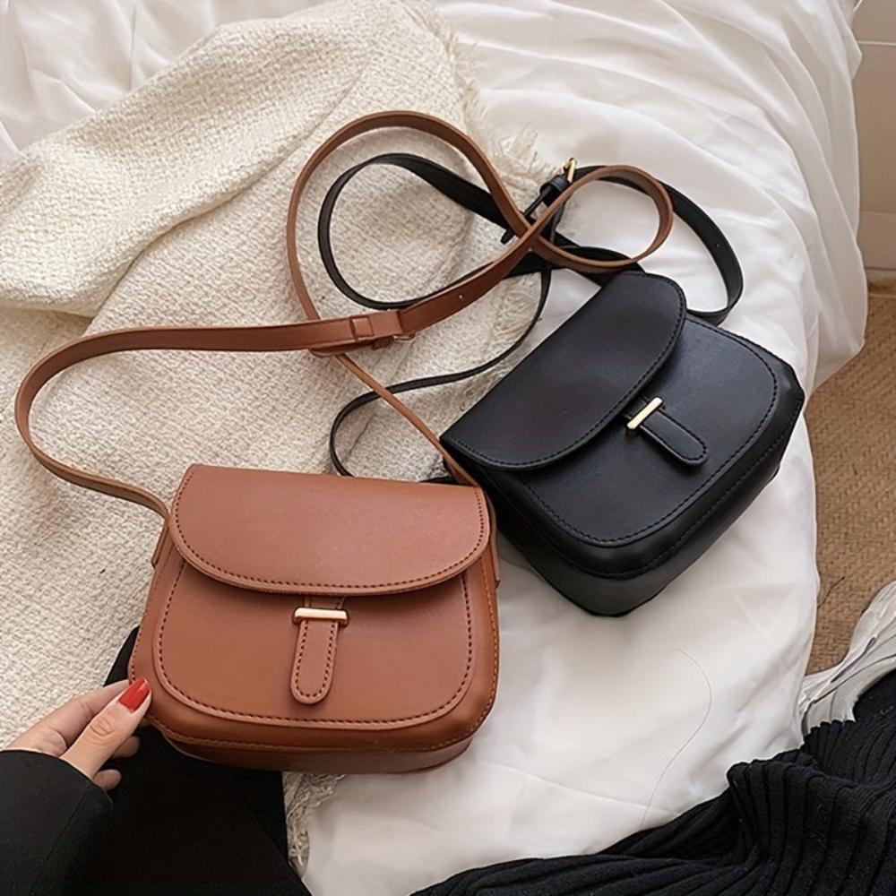 Amelia™ Retro Saddle Crossbody Bag