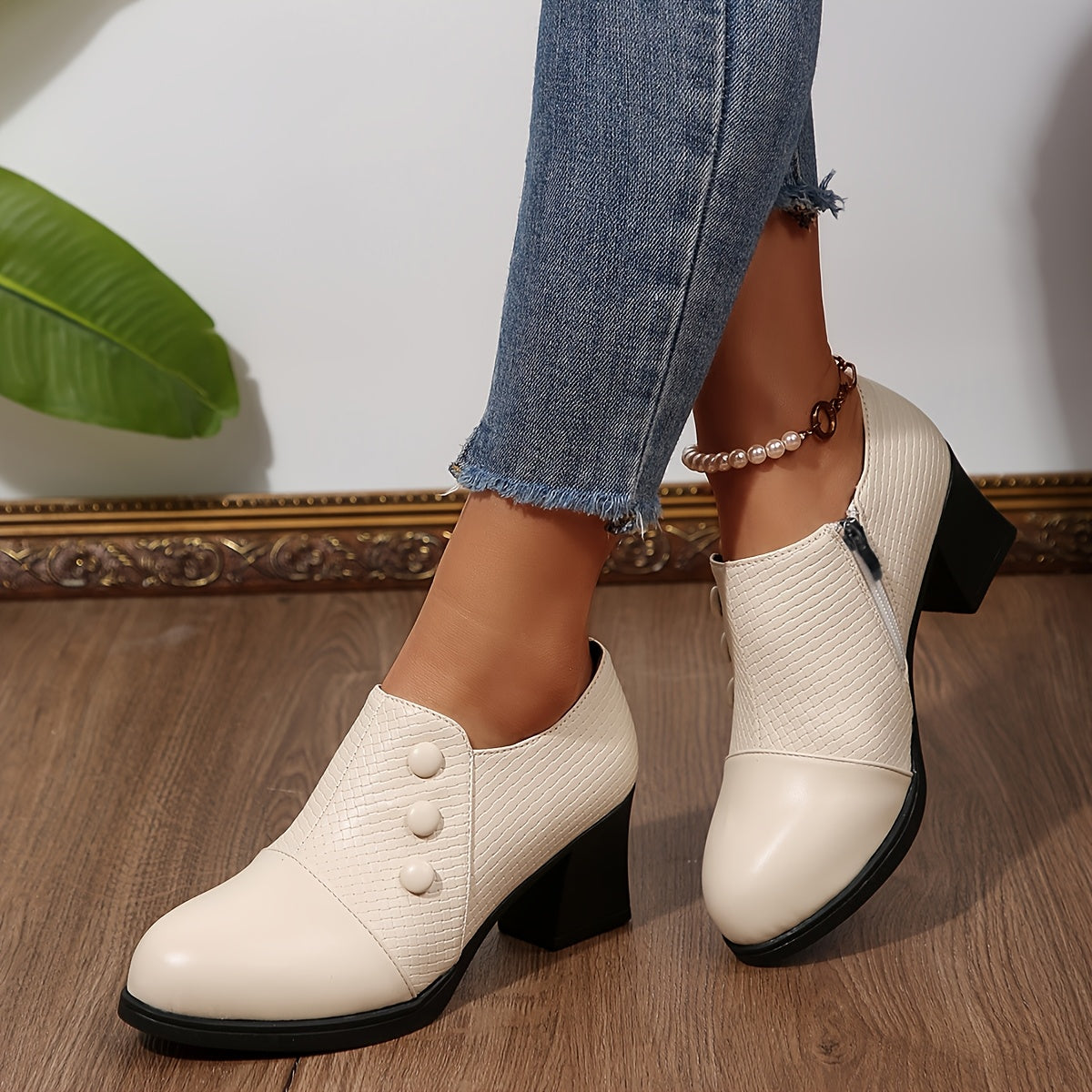 Francine™ – Stable heel and enduring comfort