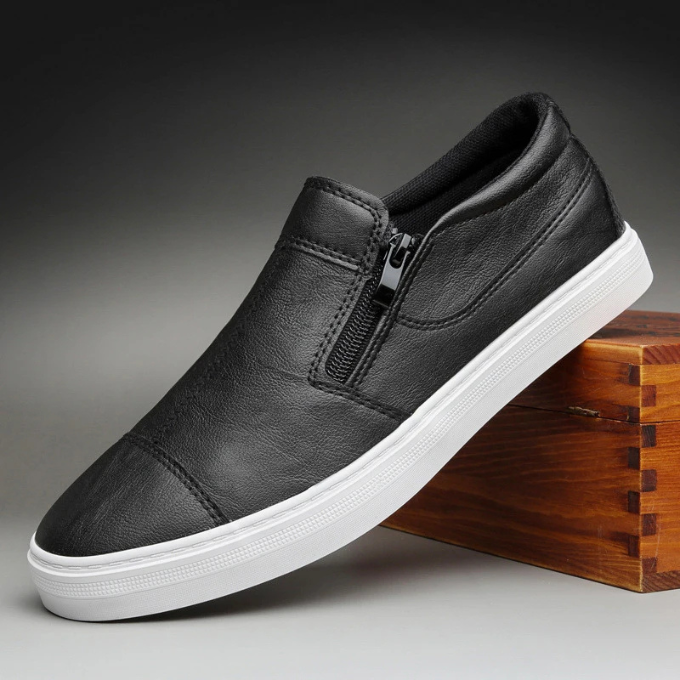 The Ashton Zip Trainer