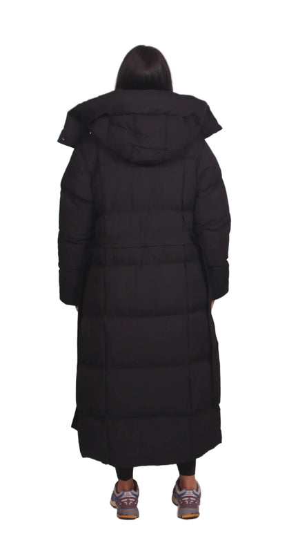 CARMEN™ – LANG VINTERJAKKE MED BÆLTE OG PUFFER-DESIGN