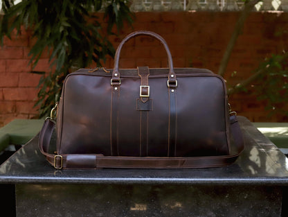 THE LEATHER FARM TRAVEL BAG