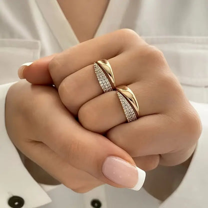 Victoria™ | Elegant Guld Ring med Funklende Sten