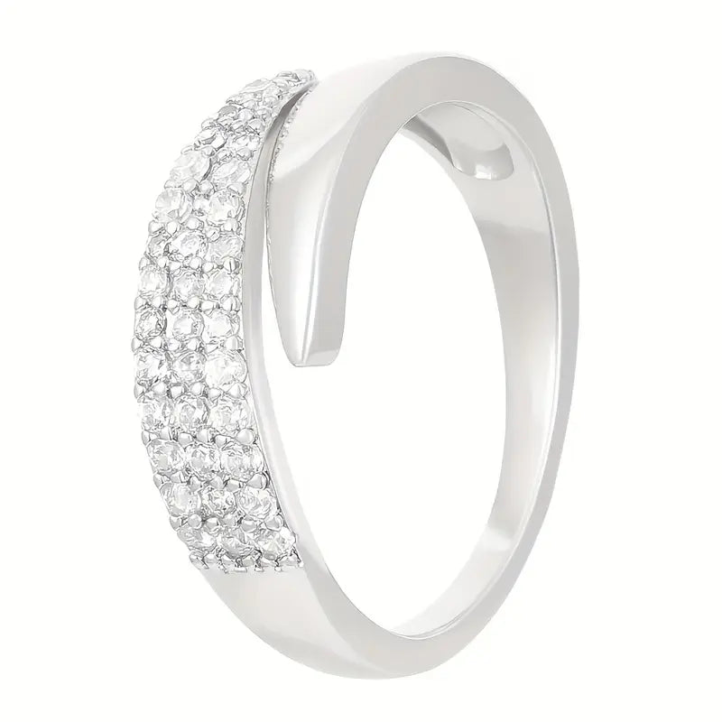 Victoria™ | Elegant Guld Ring med Funklende Sten