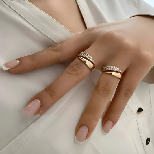 Victoria™ | Elegant Guld Ring med Funklende Sten