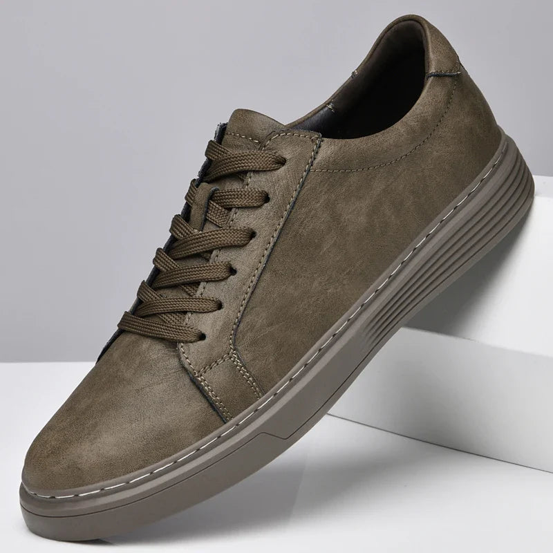 Callide™ Leather Sneaker