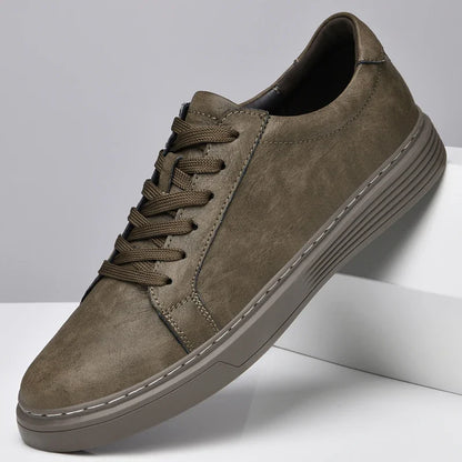 Callide™ Leather Sneaker