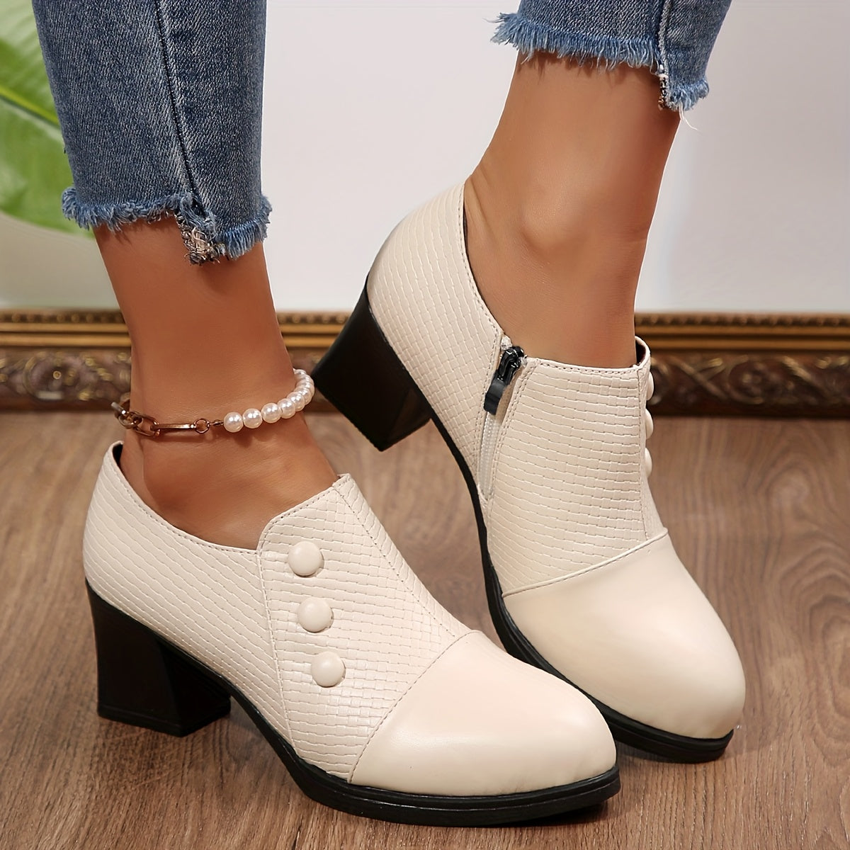 Francine™ – Stable heel and enduring comfort